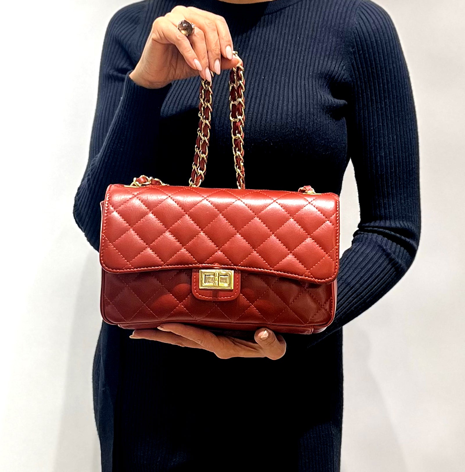 Bella Rosa Shoulder/Crossbody Quilted Bag