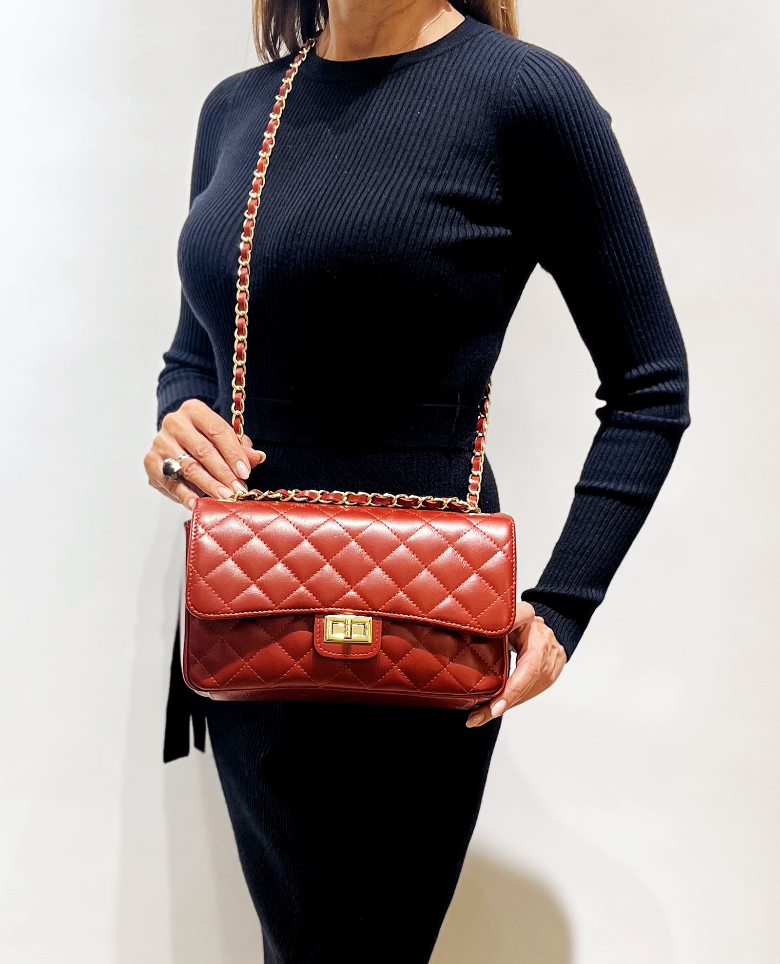 Bella Rosa Shoulder/Crossbody Quilted Bag