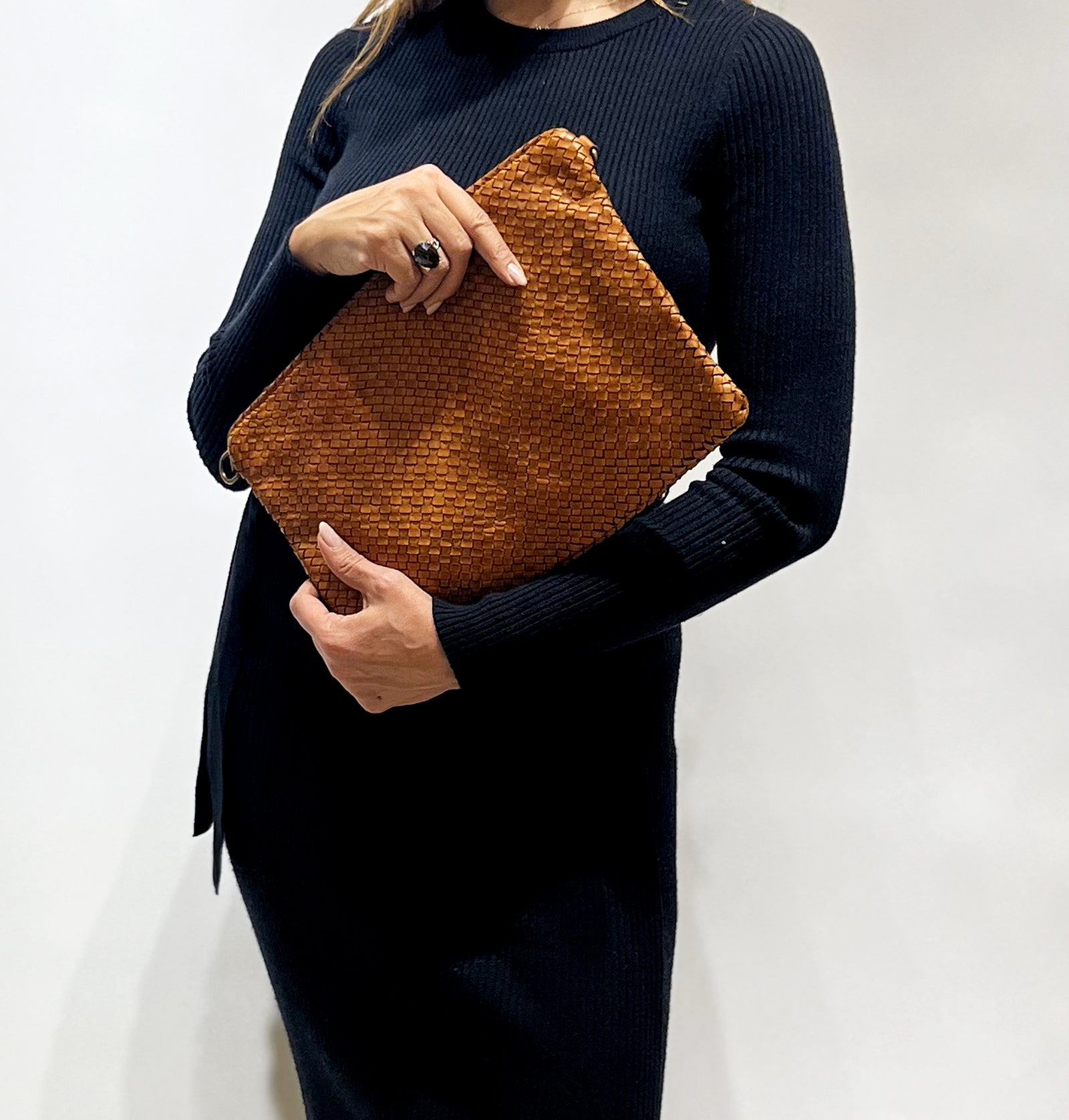 Fabiana Clutch/Crossbody